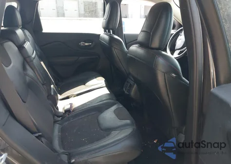 2016 Jeep Cherokee Trailhawk из США, поврежденный, VIN 1C4PJMBB5GW143518